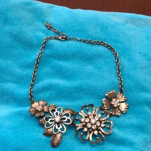 Flower necklace